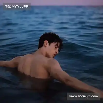 华熙皎